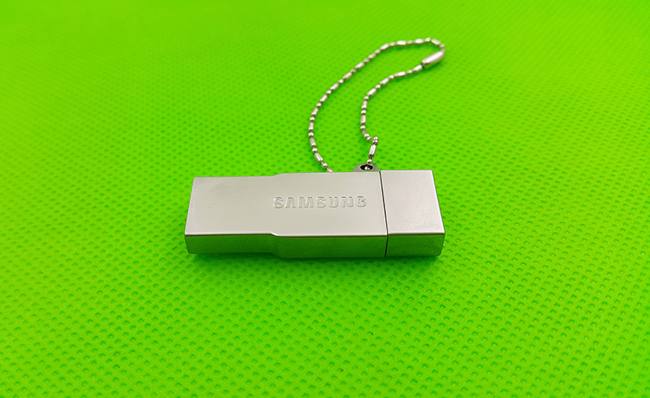 USB-OTG-Samsung-64GB-03