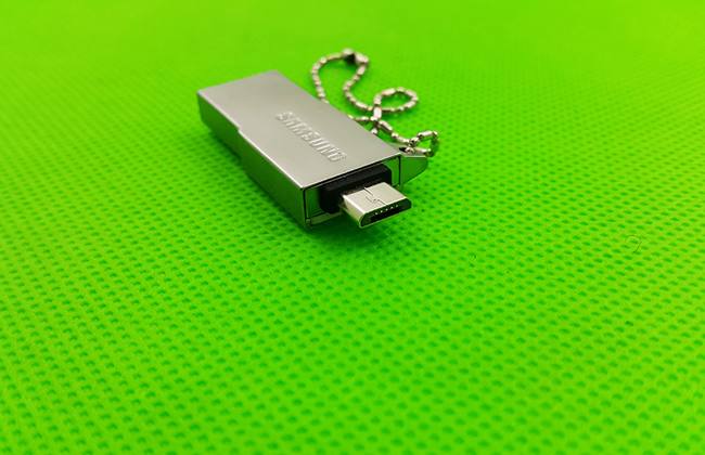 USB-OTG-Samsung-64GB-06