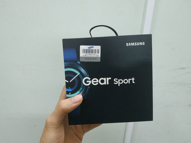 đồng hồ Gear Sport giá rẻ chính hãng Samsung